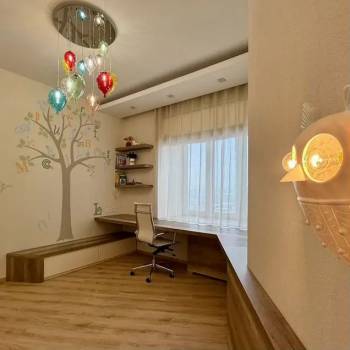 Продается Многокомнатная квартира, 128 м²