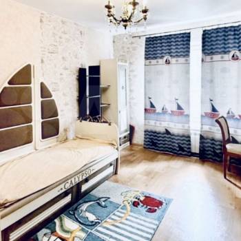 Продается Многокомнатная квартира, 110,5 м²