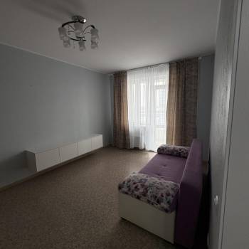 Сдается 1-комнатная квартира, 38 м²