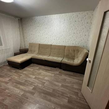 Сдается 1-комнатная квартира, 42 м²
