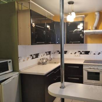 Сдается Многокомнатная квартира, 60 м²