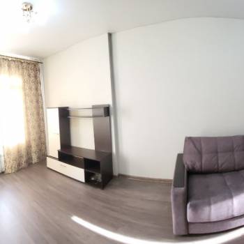 Сдается 1-комнатная квартира, 46 м²