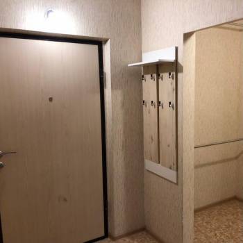 Продается 1-комнатная квартира, 54 м²