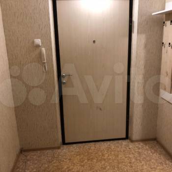 Продается 1-комнатная квартира, 54 м²