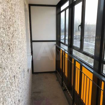Продается 1-комнатная квартира, 54 м²