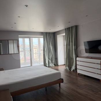 Сдается Многокомнатная квартира, 130 м²