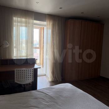Сдается Многокомнатная квартира, 130 м²