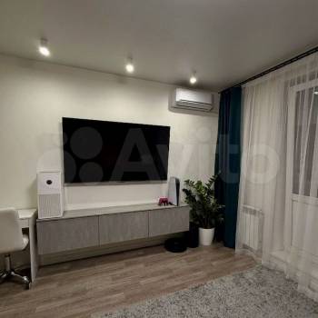 Продается 1-комнатная квартира, 40,5 м²