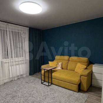 Продается 1-комнатная квартира, 40,5 м²
