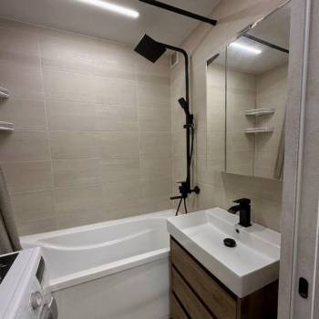 Продается 1-комнатная квартира, 40,5 м²