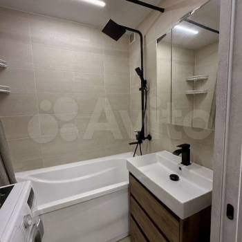 Продается 1-комнатная квартира, 40,5 м²