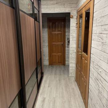 Продается Многокомнатная квартира, 80,6 м²