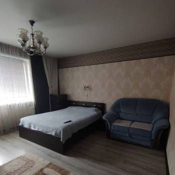 Сдается 1-комнатная квартира, 42 м²