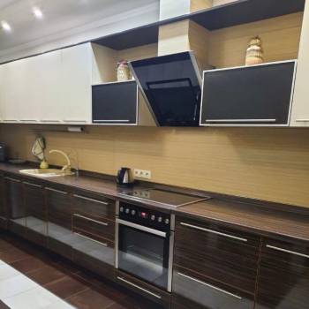 Сдается Многокомнатная квартира, 120 м²
