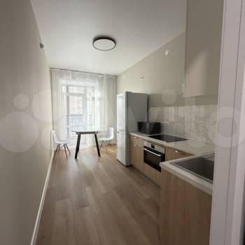 Сдается 1-комнатная квартира, 37 м²