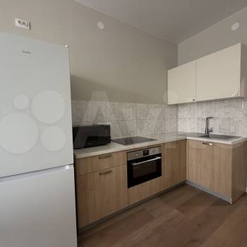 Сдается 1-комнатная квартира, 37 м²