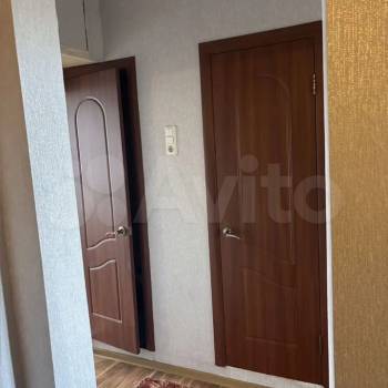 Продается Многокомнатная квартира, 81,4 м²