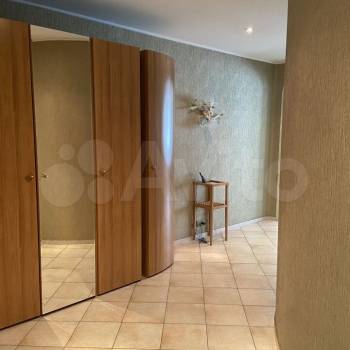 Продается Многокомнатная квартира, 133,1 м²