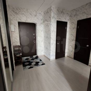 Сдается 1-комнатная квартира, 53 м²