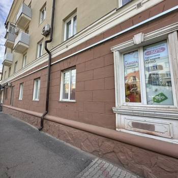 Продается Многокомнатная квартира, 90 м²
