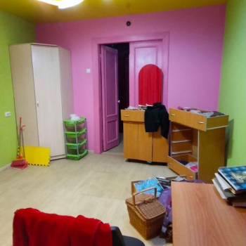 Продается Многокомнатная квартира, 90 м²