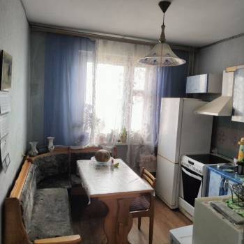 Продается Многокомнатная квартира, 84 м²