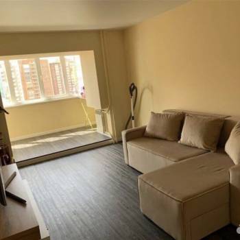Продается 1-комнатная квартира, 35,5 м²