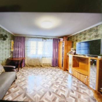 Продается Многокомнатная квартира, 84 м²