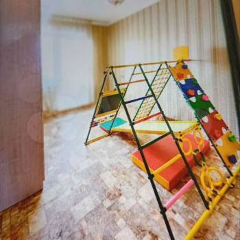 Продается Многокомнатная квартира, 84 м²