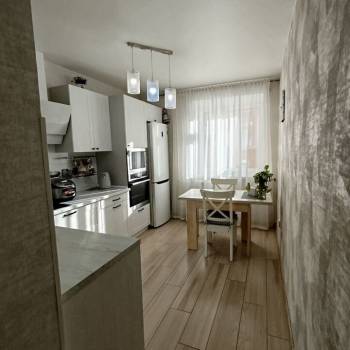 Продается 3-х комнатная квартира, 80,2 м²