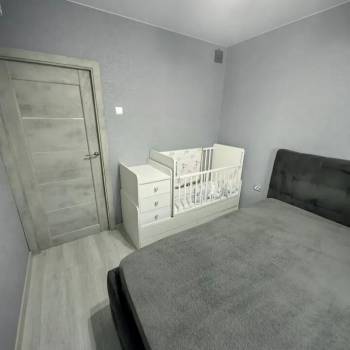 Продается 1-комнатная квартира, 36 м²