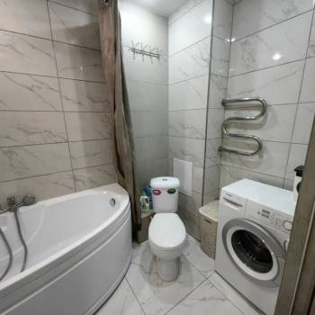 Продается 1-комнатная квартира, 36 м²