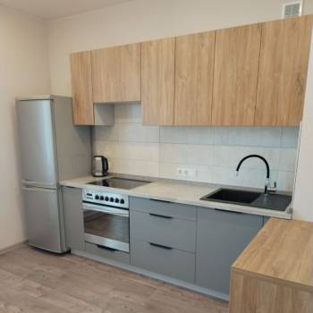 Сдается 1-комнатная квартира, 39 м²
