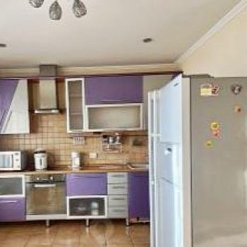 Сдается 2-х комнатная квартира, 91 м²
