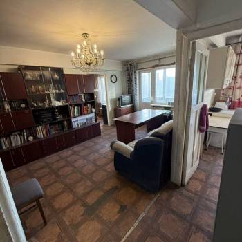 Продается 3-х комнатная квартира, 59 м²