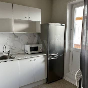 Сдается 1-комнатная квартира, 37,6 м²