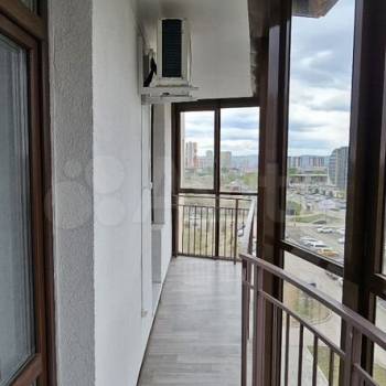 Сдается 1-комнатная квартира, 42 м²
