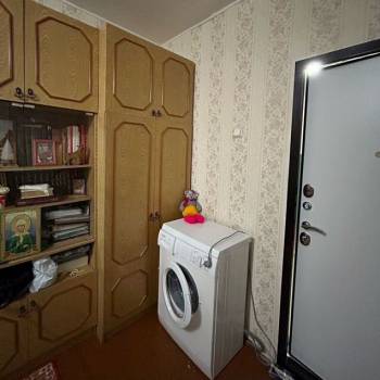 Продается 1-комнатная квартира, 12,2 м²