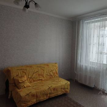 Сдается 1-комнатная квартира, 40 м²