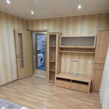 Сдается 2-х комнатная квартира, 42 м²