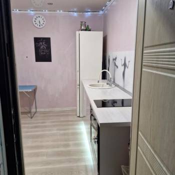 Продается 1-комнатная квартира, 18 м²