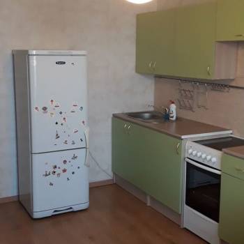 Продается 1-комнатная квартира, 41 м²