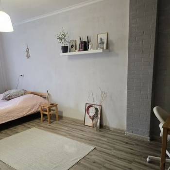 Продается 1-комнатная квартира, 40,2 м²