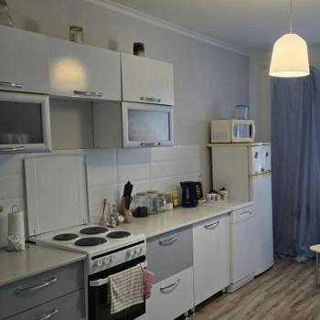 Продается 1-комнатная квартира, 40,2 м²