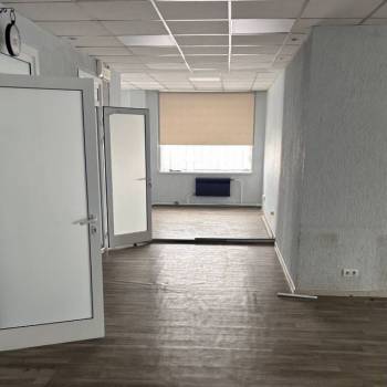 Продается Нежилое помещение, 200 м²