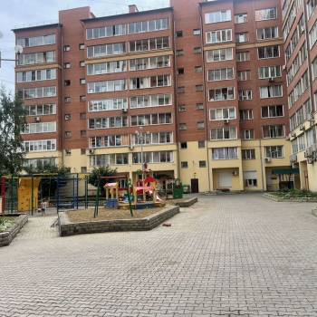 Сдается Многокомнатная квартира, 90 м²