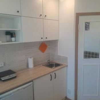 Продается 1-комнатная квартира, 10 м²
