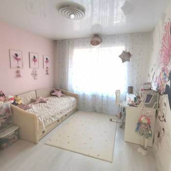 Продается Многокомнатная квартира, 110 м²