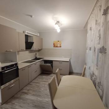 Сдается Многокомнатная квартира, 84,1 м²