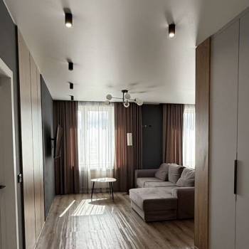 Сдается 2-х комнатная квартира, 70 м²
